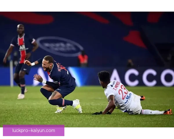 姆巴佩在巴黎圣日耳曼的表现持续亮眼，助球队稳步提升竞争力。