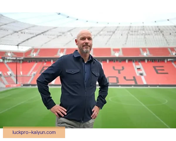 滕哈赫反压迫理念在球队战术中不断深化，展现出值得关注的竞争力增强。