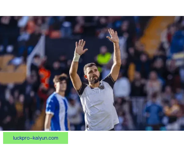 巴列卡诺球员近期状态回暖，表现备受关注，球队竞争力增强。