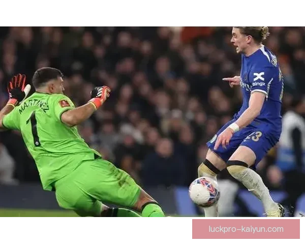 马丁内斯门线技术分析：在本赛季表现稳健，关键扑救助队获益明显